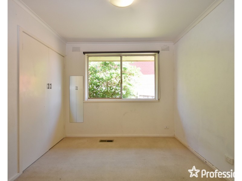 18 Bowen Road, Lilydale VIC 3140