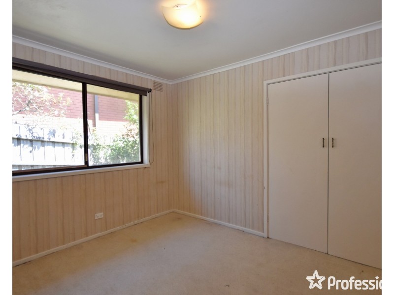 18 Bowen Road, Lilydale VIC 3140