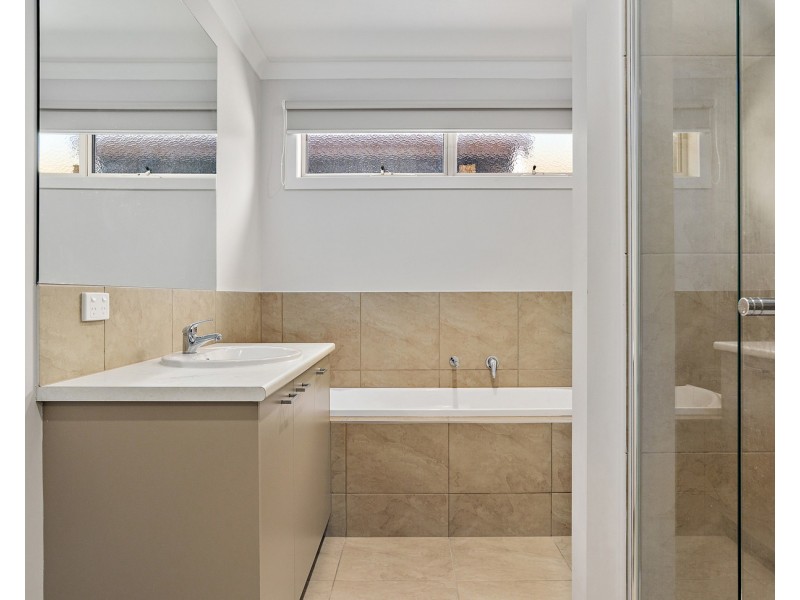 49A Blackburn Road, Mooroolbark VIC 3138