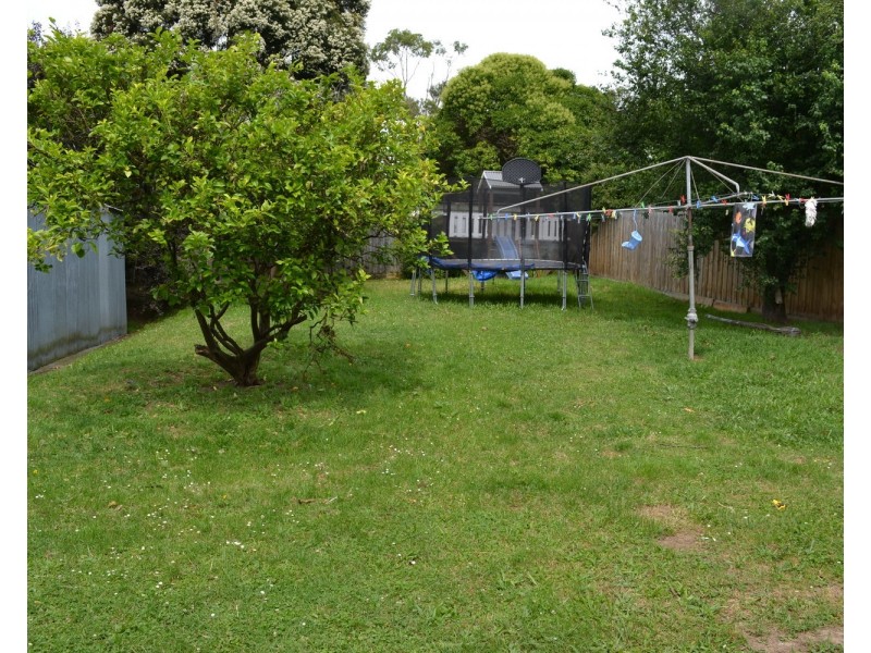 34 Tamworth Road, Kilsyth VIC 3137