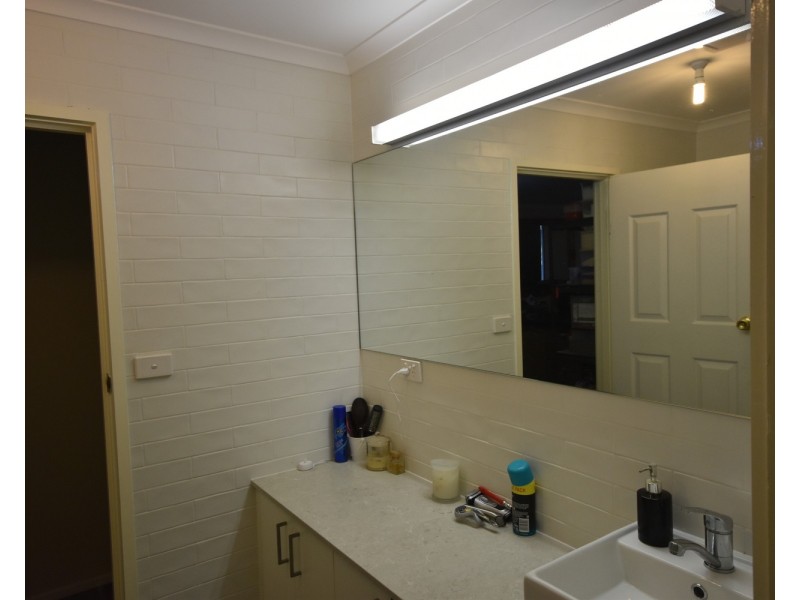 2/9 Liverpool Road, Kilsyth VIC 3137
