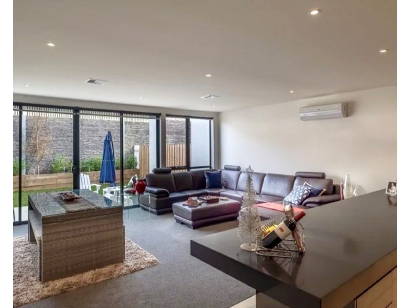 22 Bardaster Boulevard, Chirnside Park VIC 3116