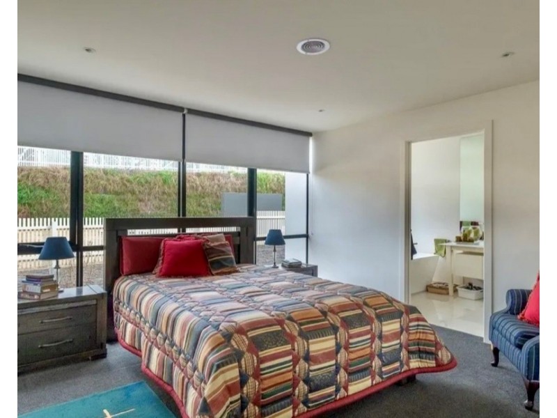 22 Bardaster Boulevard, Chirnside Park VIC 3116