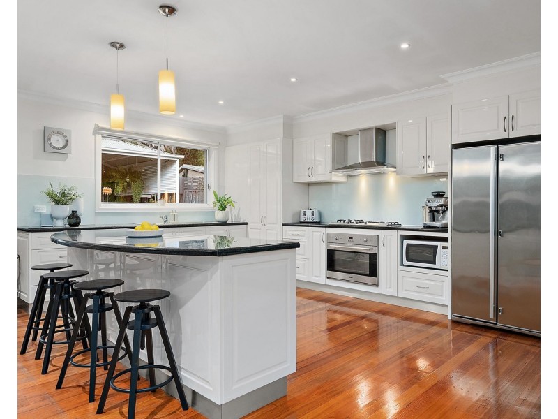 30 Milford Street, Kilsyth VIC 3137