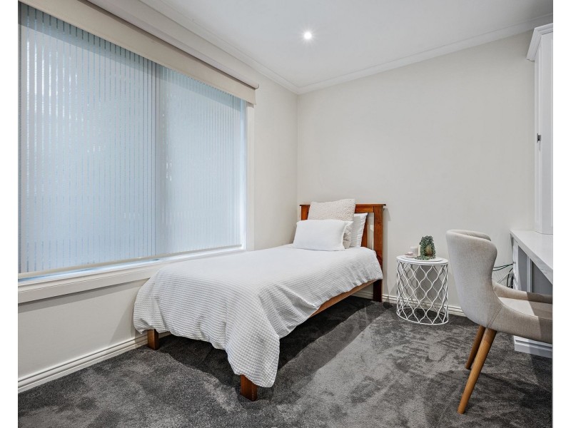 30 Milford Street, Kilsyth VIC 3137