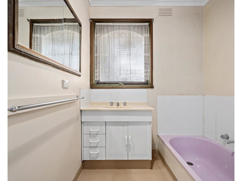 1 & 2/39 Cameron Road, Croydon VIC 3136