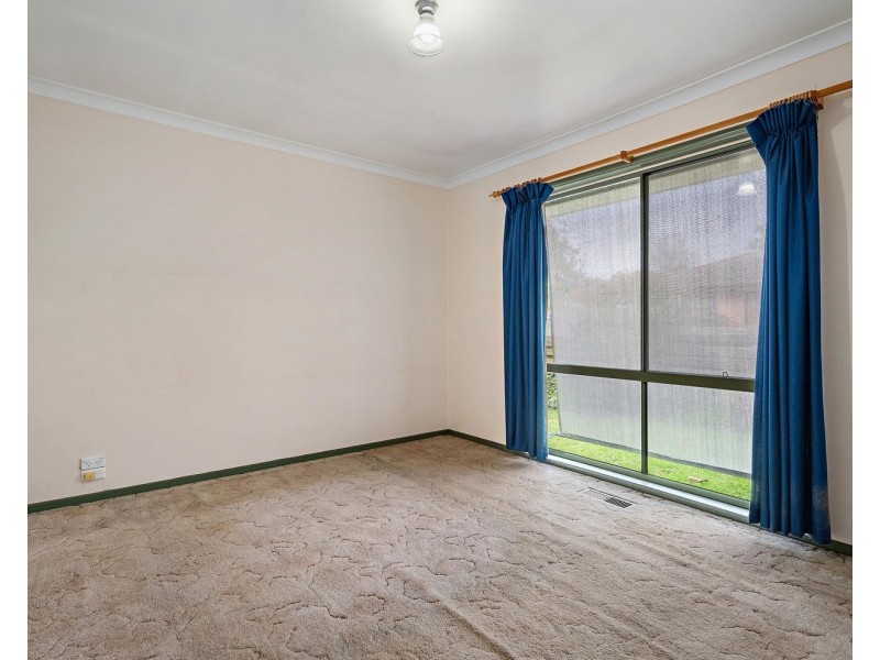 1 & 2/39 Cameron Road, Croydon VIC 3136