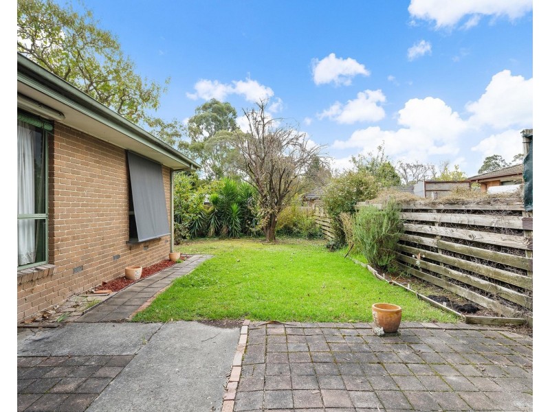 1 & 2/39 Cameron Road, Croydon VIC 3136