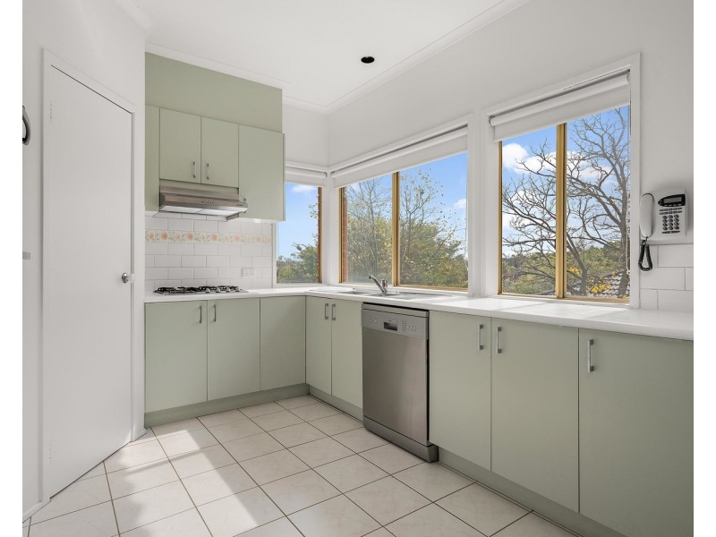 8 Eyton Close, Chirnside Park VIC 3116