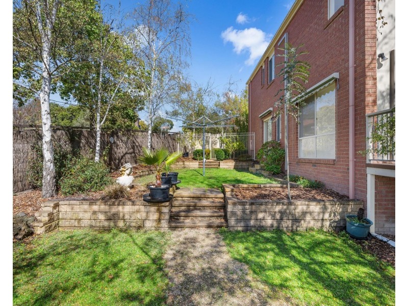 8 Eyton Close, Chirnside Park VIC 3116