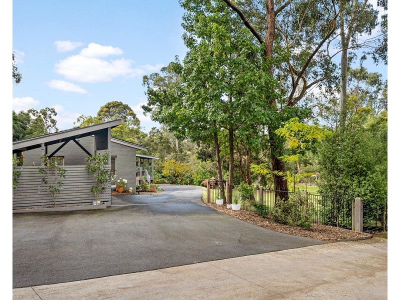 21 Edinburgh Road, Lilydale VIC 3140