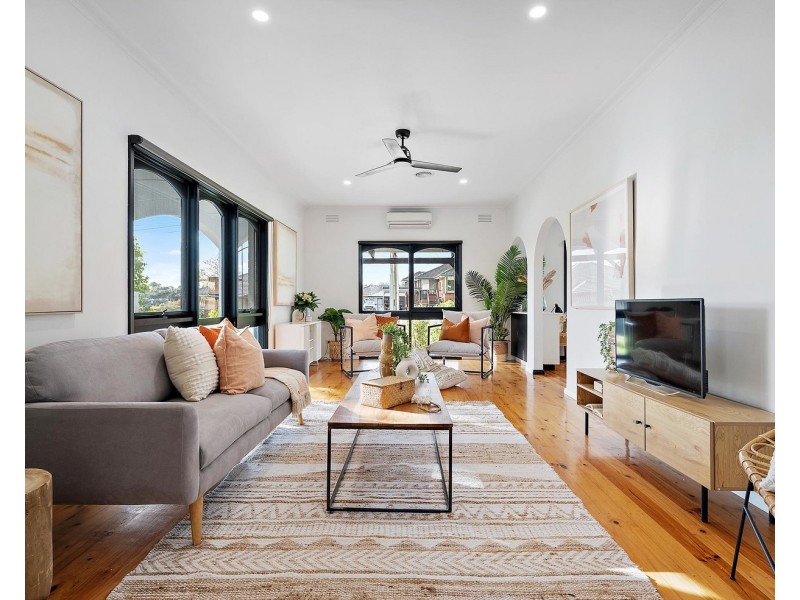 24 Marlow Street, Mooroolbark VIC 3138