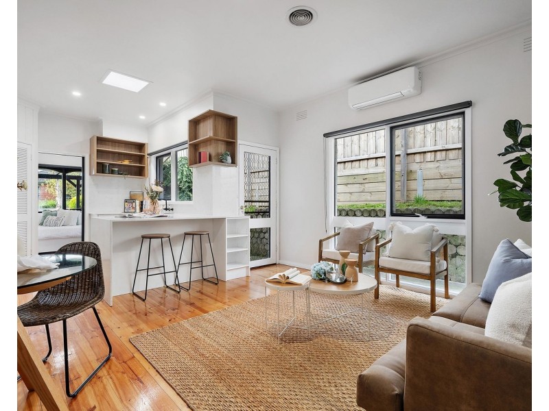 24 Marlow Street, Mooroolbark VIC 3138