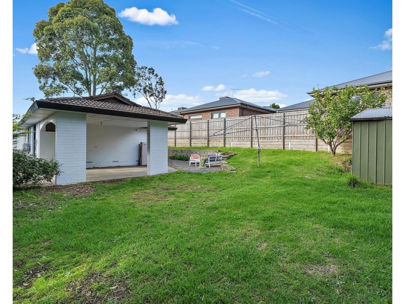 24 Marlow Street, Mooroolbark VIC 3138
