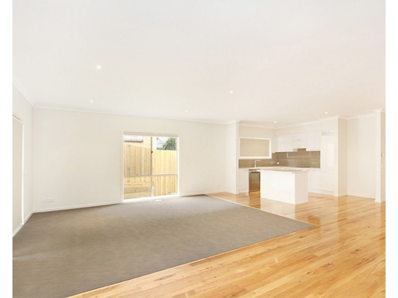 28 Taylor Road, Mooroolbark VIC 3138