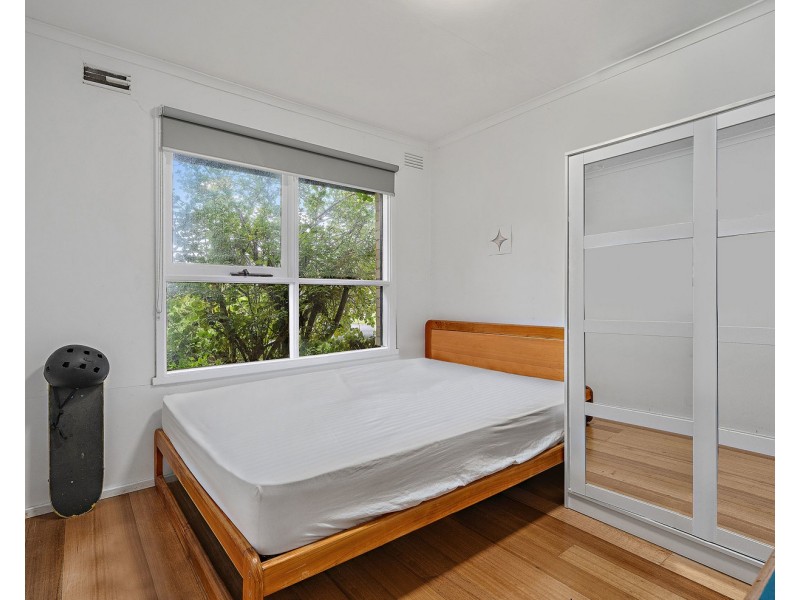 82 Dryden Concourse, Mooroolbark VIC 3138