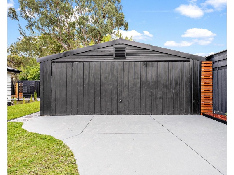 815 Mount Dandenong Road, Montrose VIC 3765