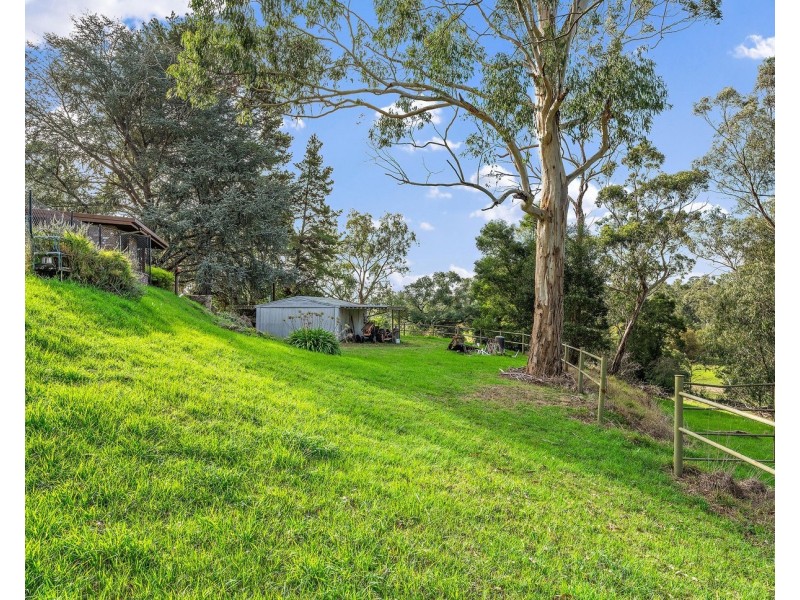 33-35 Charles Road, Lilydale VIC 3140