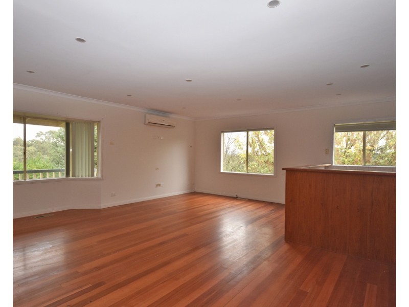 3 Tony Place, Mooroolbark VIC 3138
