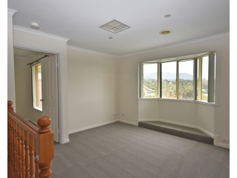 3 Tony Place, Mooroolbark VIC 3138