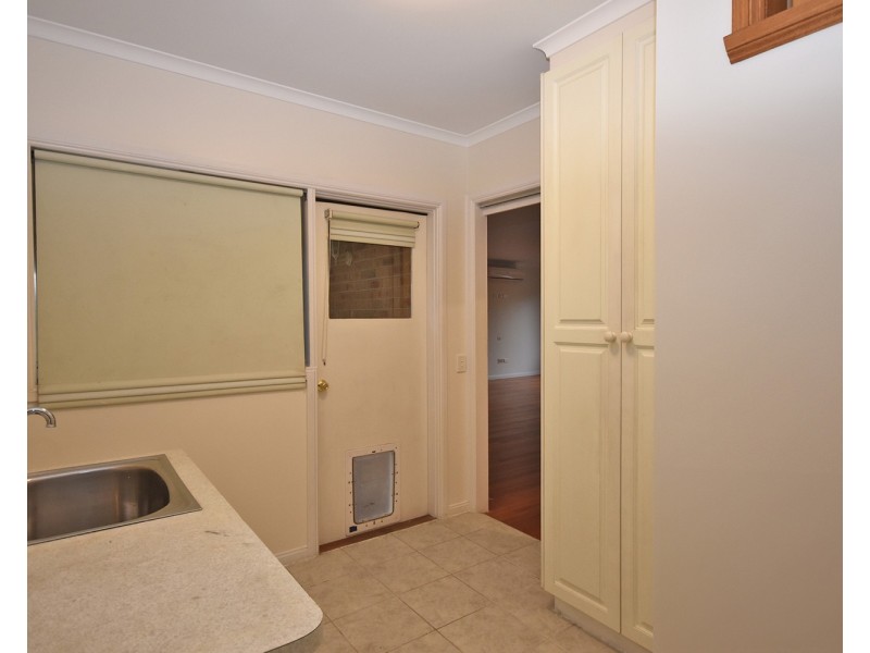 3 Tony Place, Mooroolbark VIC 3138