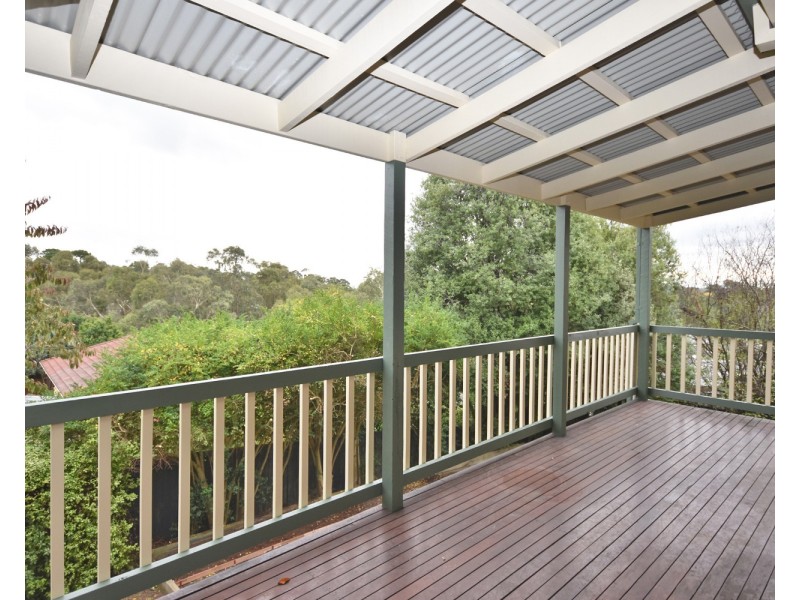 3 Tony Place, Mooroolbark VIC 3138