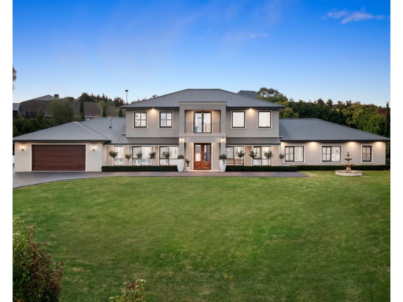 17 Bellbird Drive, Lilydale VIC 3140