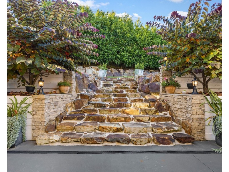 17 Bellbird Drive, Lilydale VIC 3140