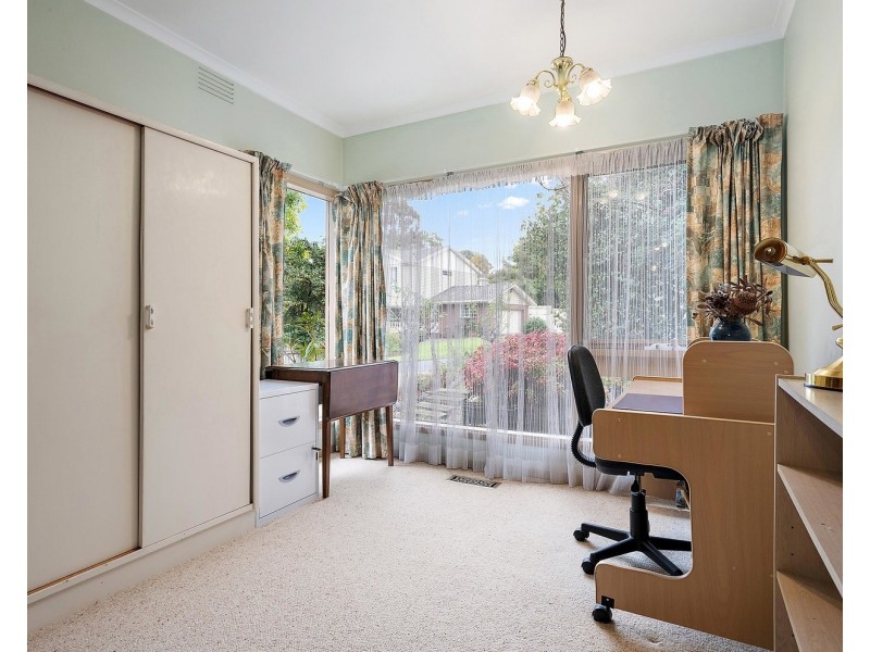 6 Southern Cross, Chirnside Park VIC 3116