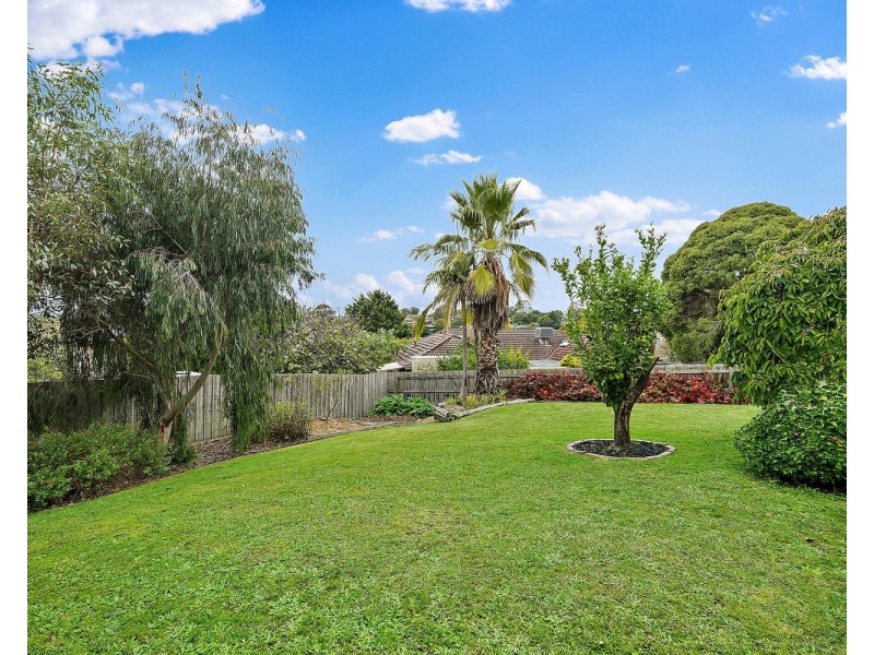 6 Southern Cross, Chirnside Park VIC 3116