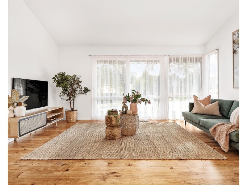 143 Landscape Drive, Mooroolbark VIC 3138