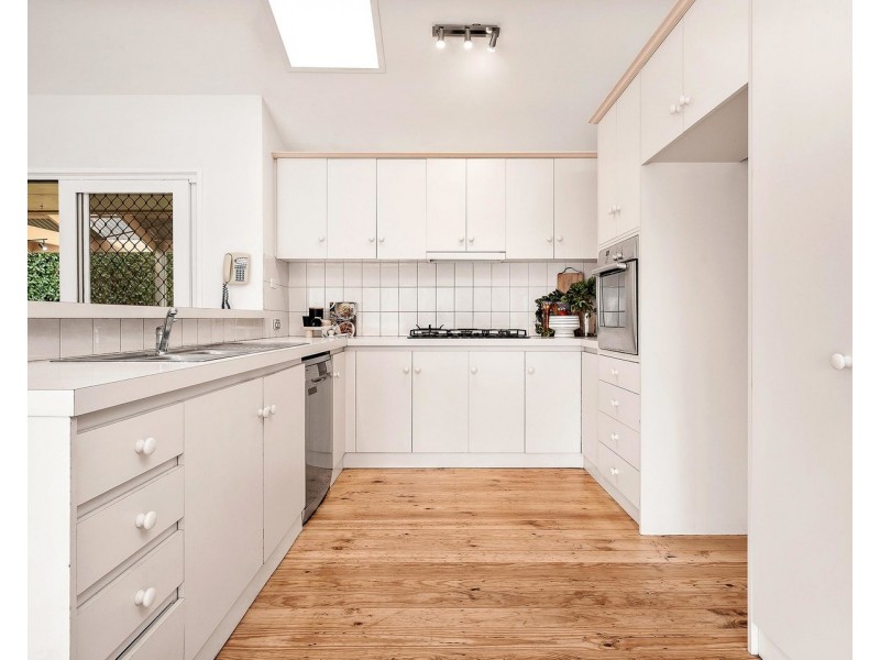 143 Landscape Drive, Mooroolbark VIC 3138