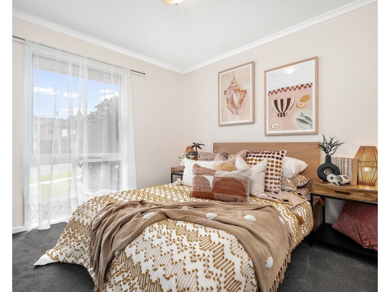 143 Landscape Drive, Mooroolbark VIC 3138