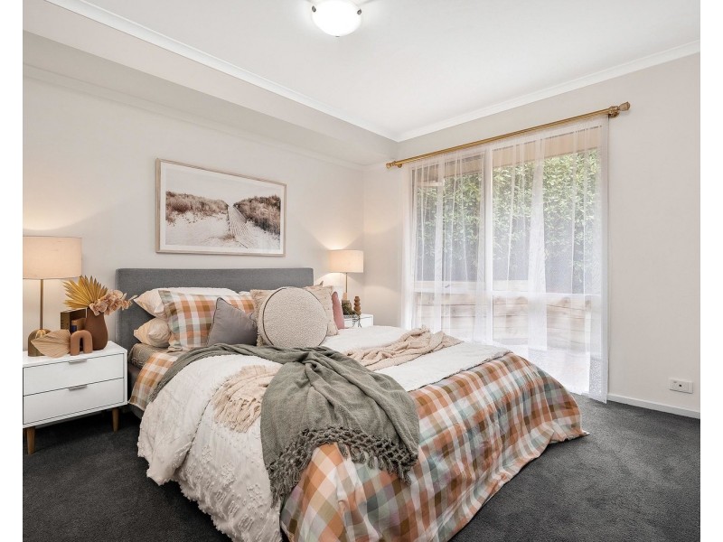 143 Landscape Drive, Mooroolbark VIC 3138