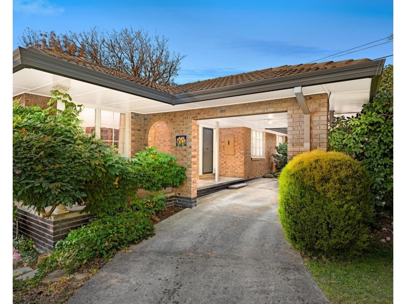 84 Chirnside Drive, Chirnside Park VIC 3116