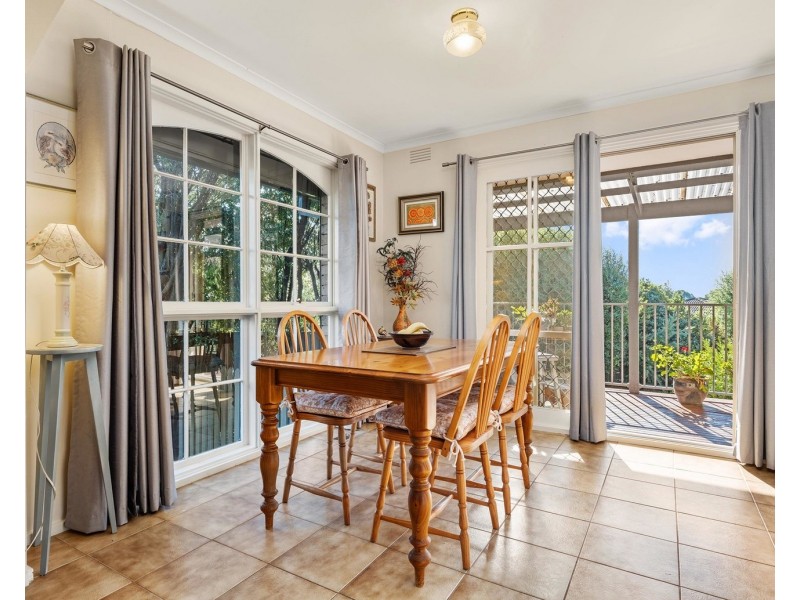 84 Chirnside Drive, Chirnside Park VIC 3116