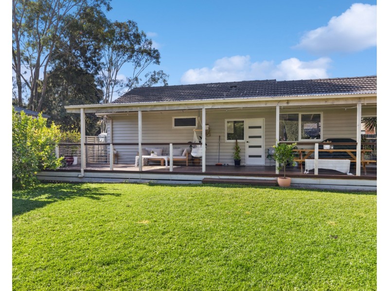 6 Wordsworth Street, Mooroolbark VIC 3138