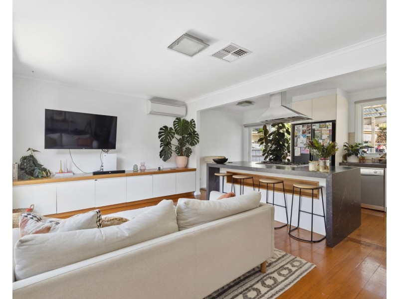 6 Wordsworth Street, Mooroolbark VIC 3138