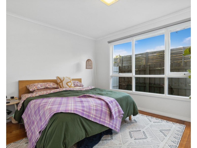 6 Wordsworth Street, Mooroolbark VIC 3138