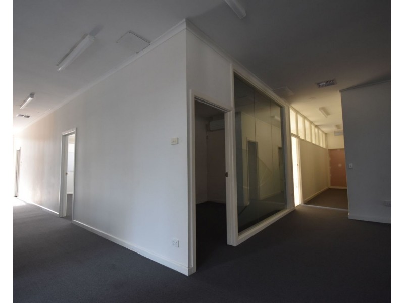 1/14 Railway Crescent, Croydon VIC 3136