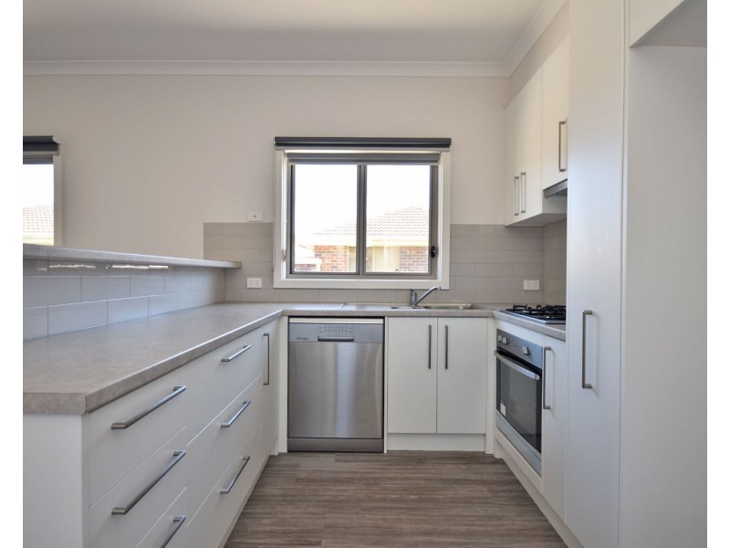 2 Reska Place, Mooroolbark VIC 3138