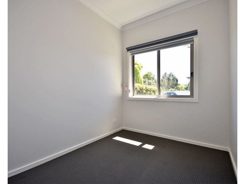 2 Reska Place, Mooroolbark VIC 3138