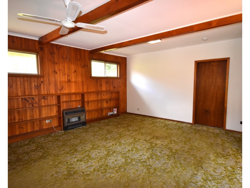 8A Shield Court, Kilsyth VIC 3137