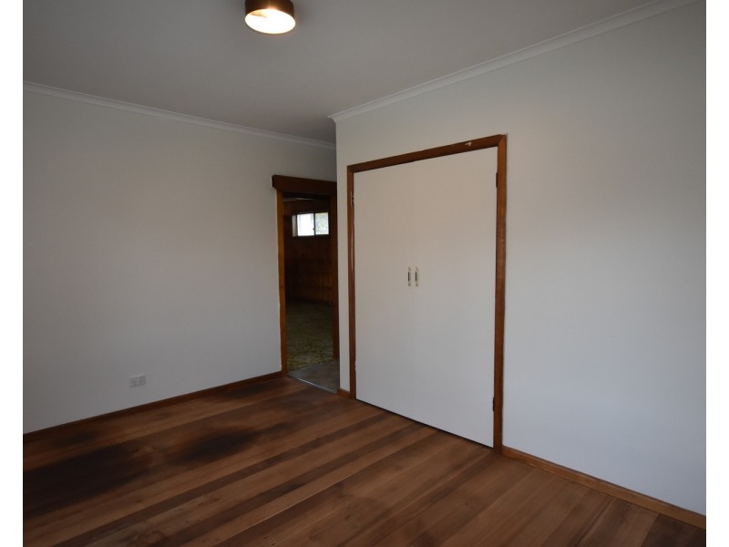 8A Shield Court, Kilsyth VIC 3137