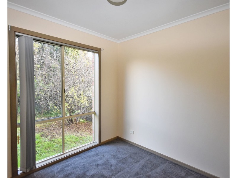 7/6 Mount View Parade, Mooroolbark VIC 3138