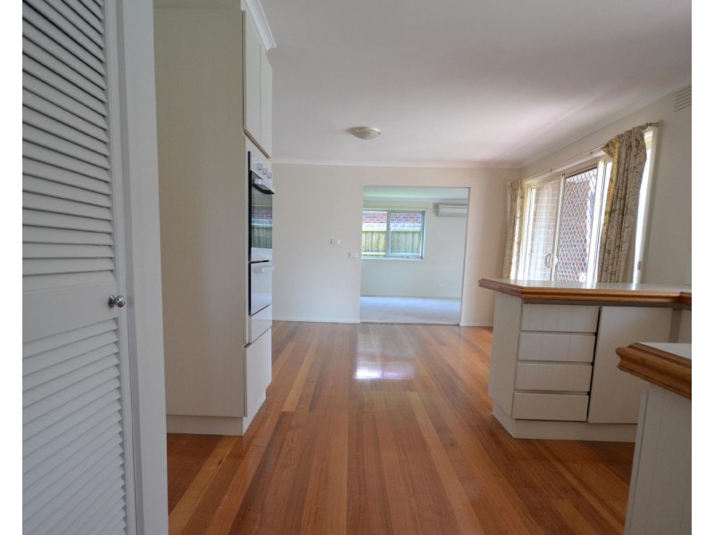 31 Parkvalley Drive, Chirnside Park VIC 3116