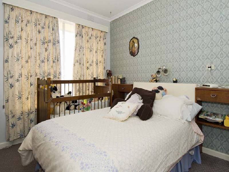 42 Felix Grove, Mooroolbark VIC 3138