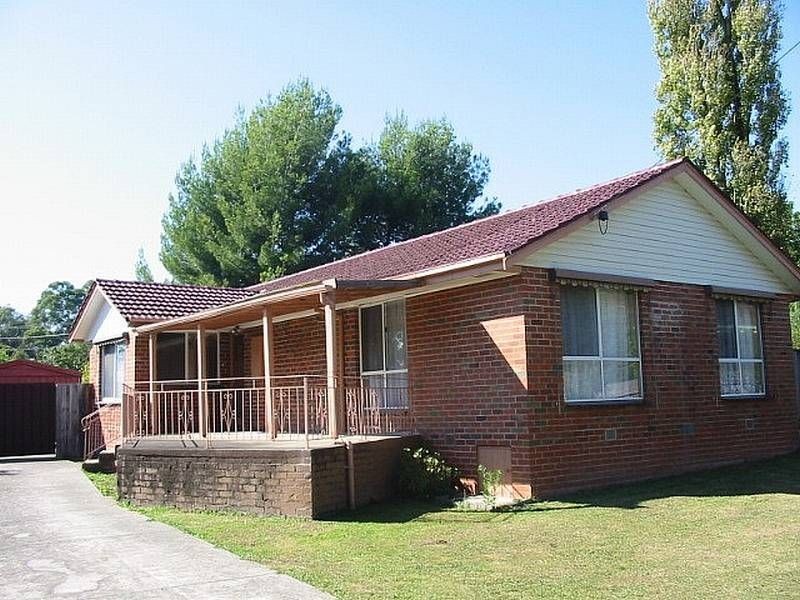 3 Warren Court, Mooroolbark VIC 3138