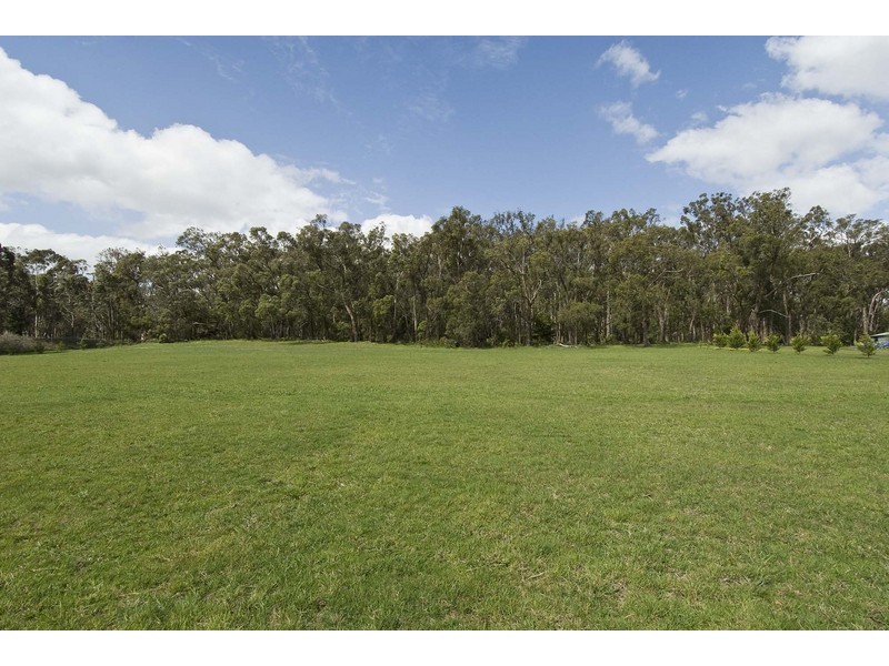 4 / 225 Cardigan Road, Mooroolbark VIC 3138