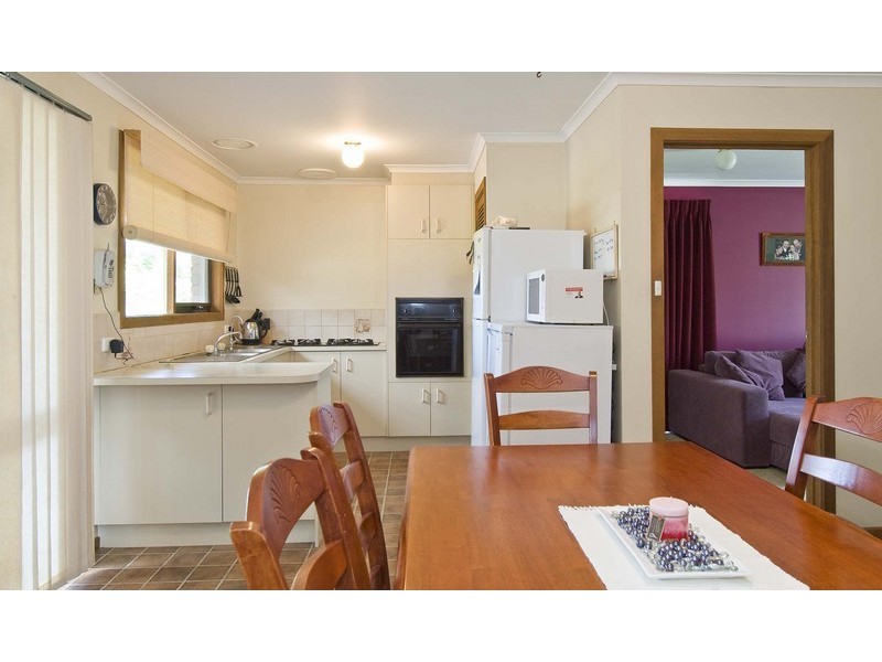8 Milgate Court, Mooroolbark VIC 3138